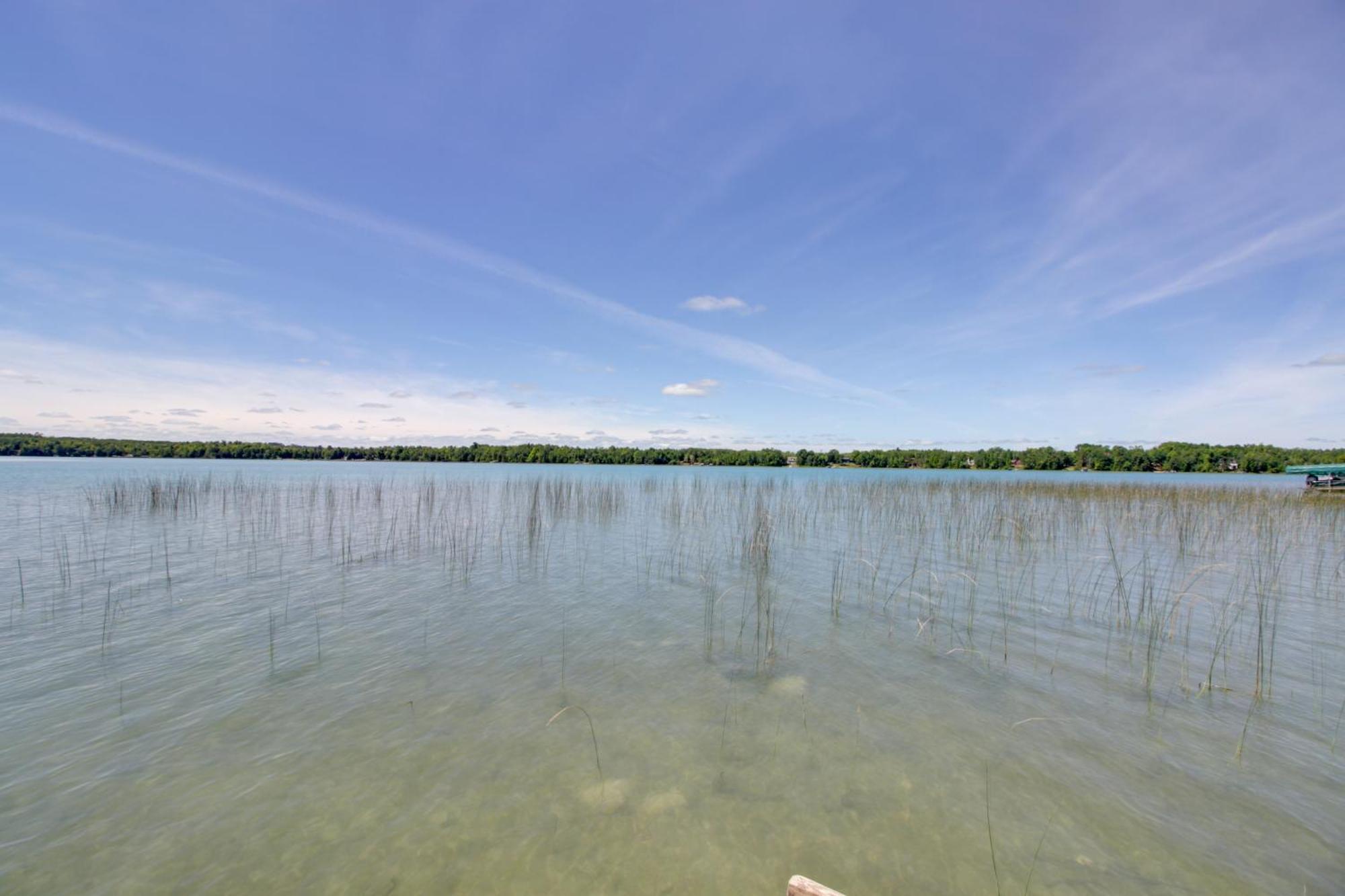 Lakefront Deer River Apt With Dock, Fire Pit And Patio Esterno foto